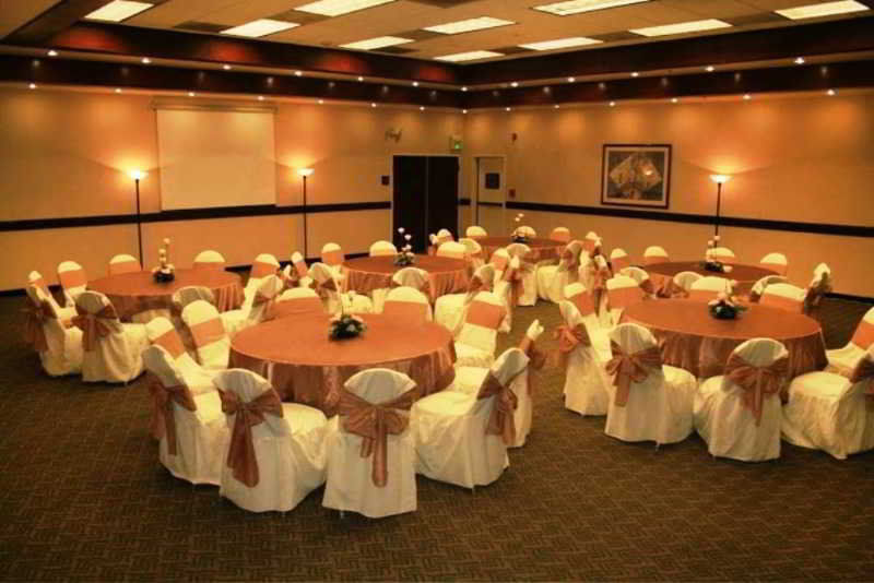Wyndham Garden Monterrey Norte San Nicolás de los Garzas Restaurant photo